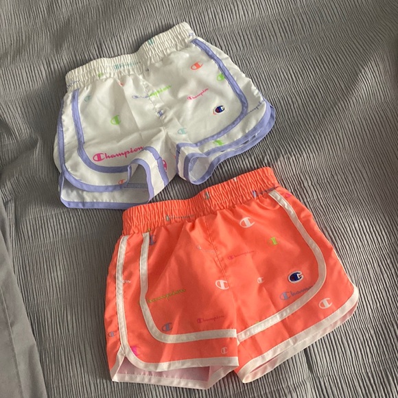Champion 2T shorts, for baby girl, lightly worn - Picture 1 of 3